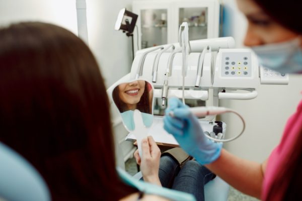 teeth-whitening-post